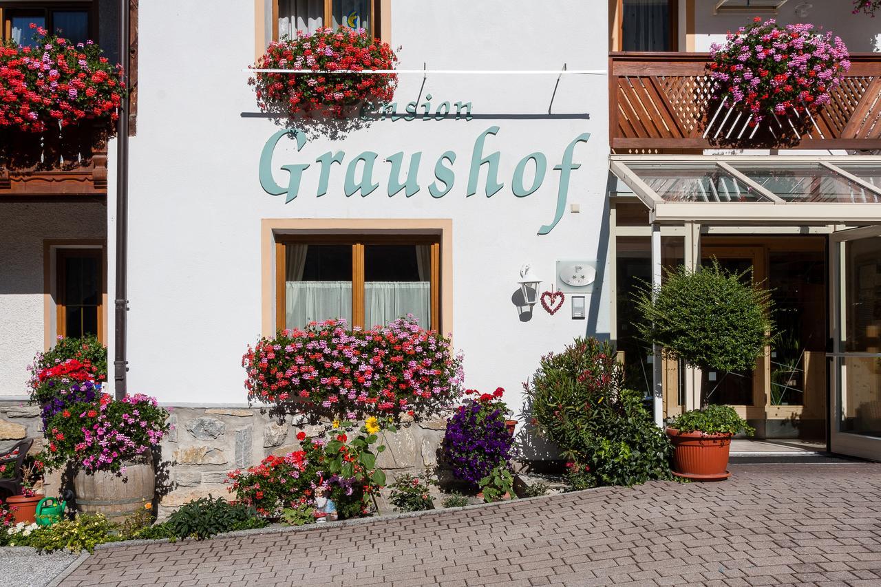 Graushof Hotel วัล ดิ วิซเซ ภายนอก รูปภาพ